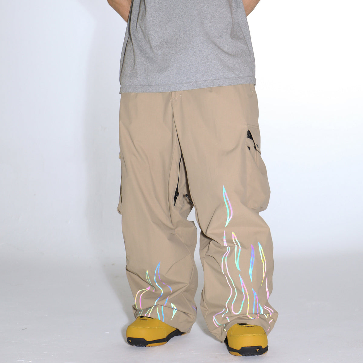 Ember Reflective Cargo Snow Pants product view 3
