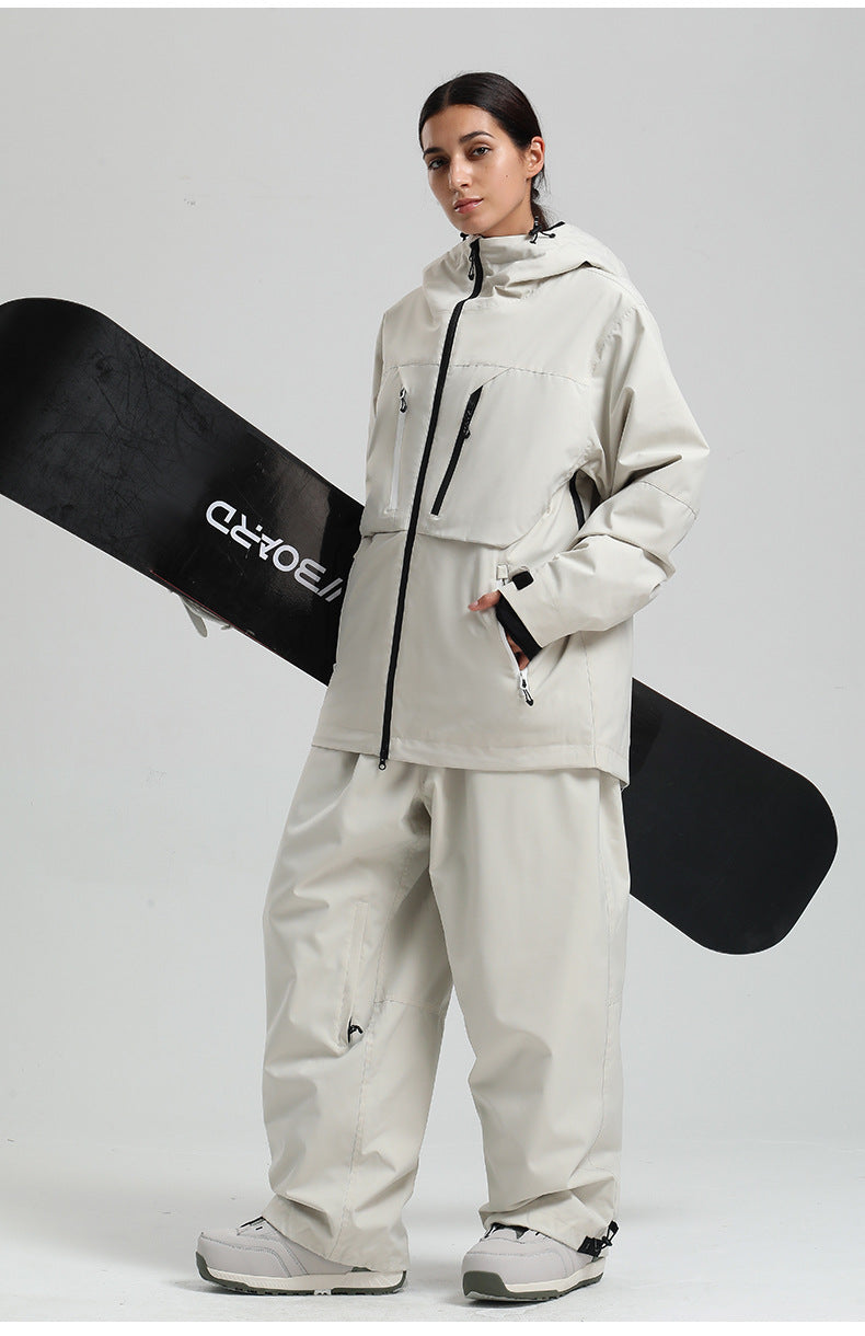 Traverse Utility Snow Jacket model view 5